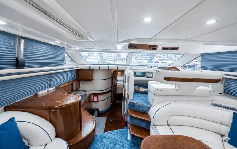 44 FT Luxury Yacht – photo 2