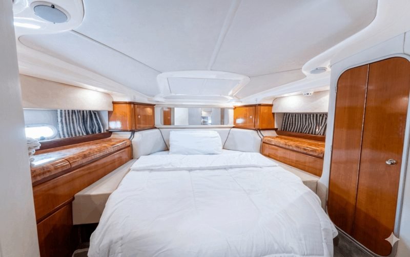 44 FT Luxury Yacht – photo 4
