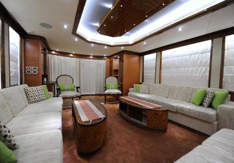 101 Feet Luxury Yacht – photo 8