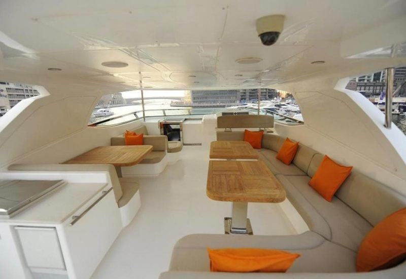 101 Feet Luxury Yacht – photo 7