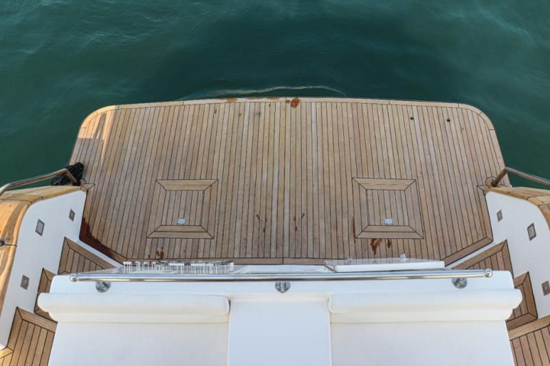 Big 100 Ft Yacht Aed 1199 / 54 Guest – photo 3