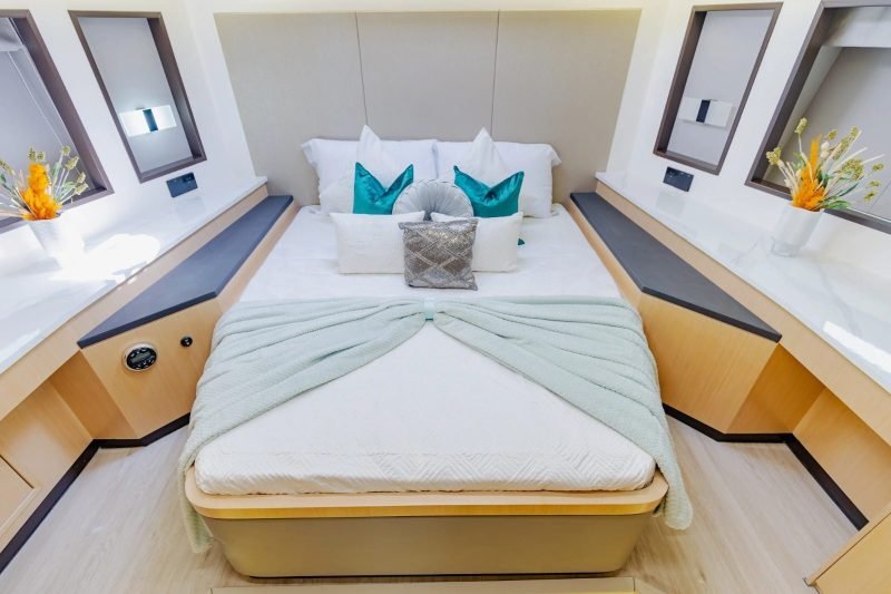 66 Feet Luxury Yacht – photo 3