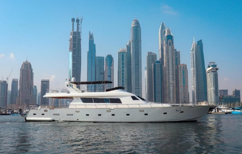 Big 100 Ft Yacht Aed 1199 / 54 Guest – photo 1