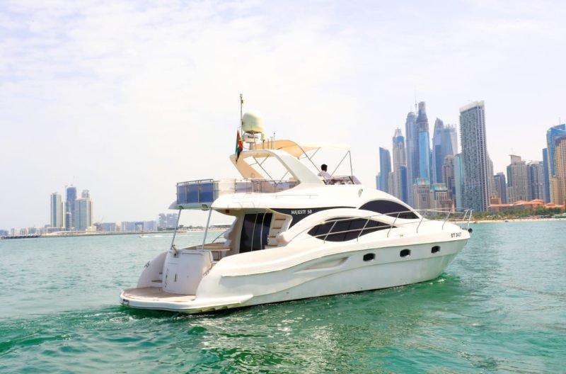 50 FT Luxury Yacht Aed 550 Hour only – photo 1
